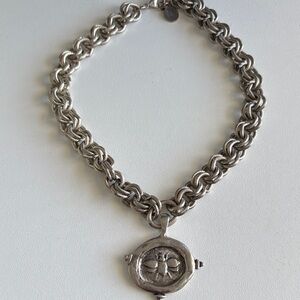 Susan Shaw Bee Intaglia Chain Necklace